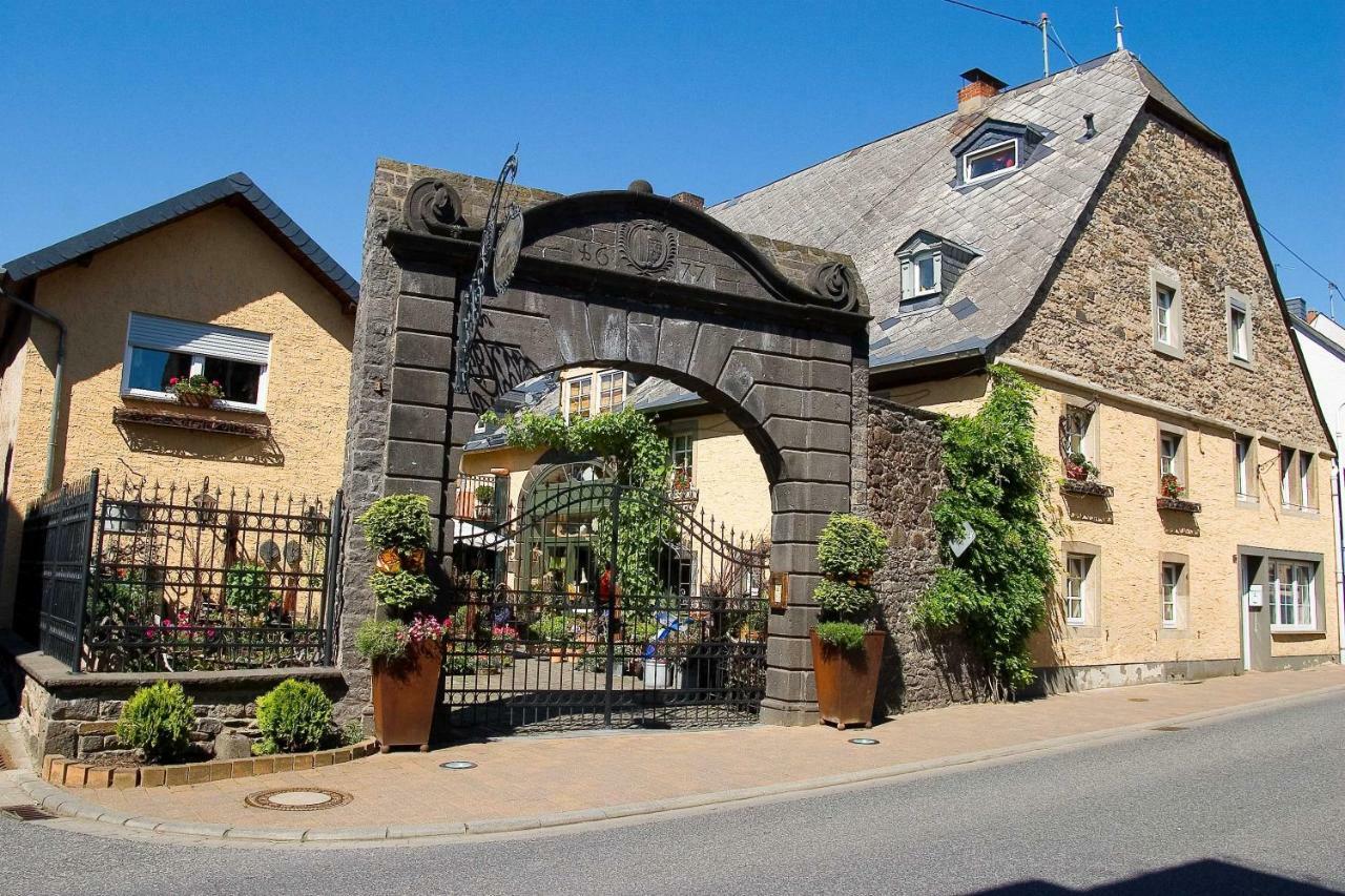 Ferienwohnungen Vulkaneifel Nickenich Extérieur photo